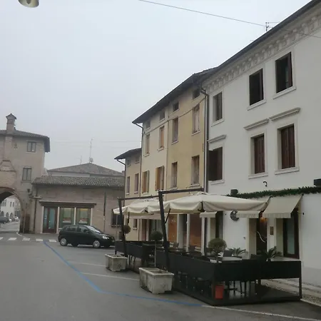 Couette-café Valentino 3*